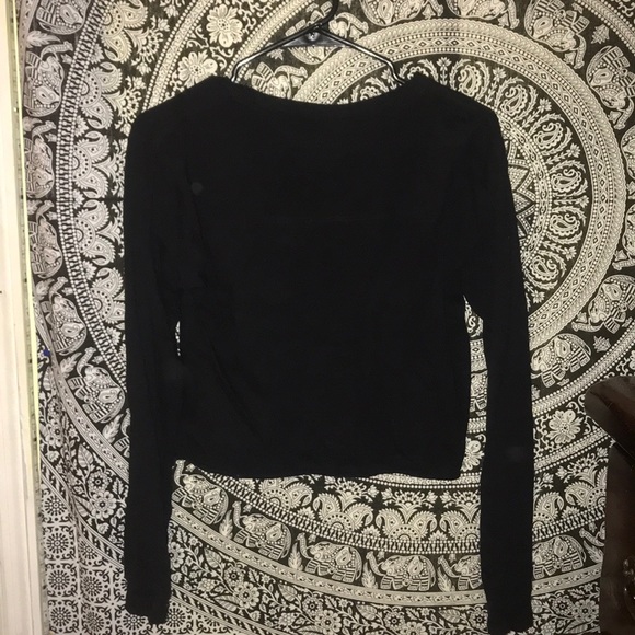 Victoria’s Secret PINK Cropped Long Sleve - Picture 4 of 4